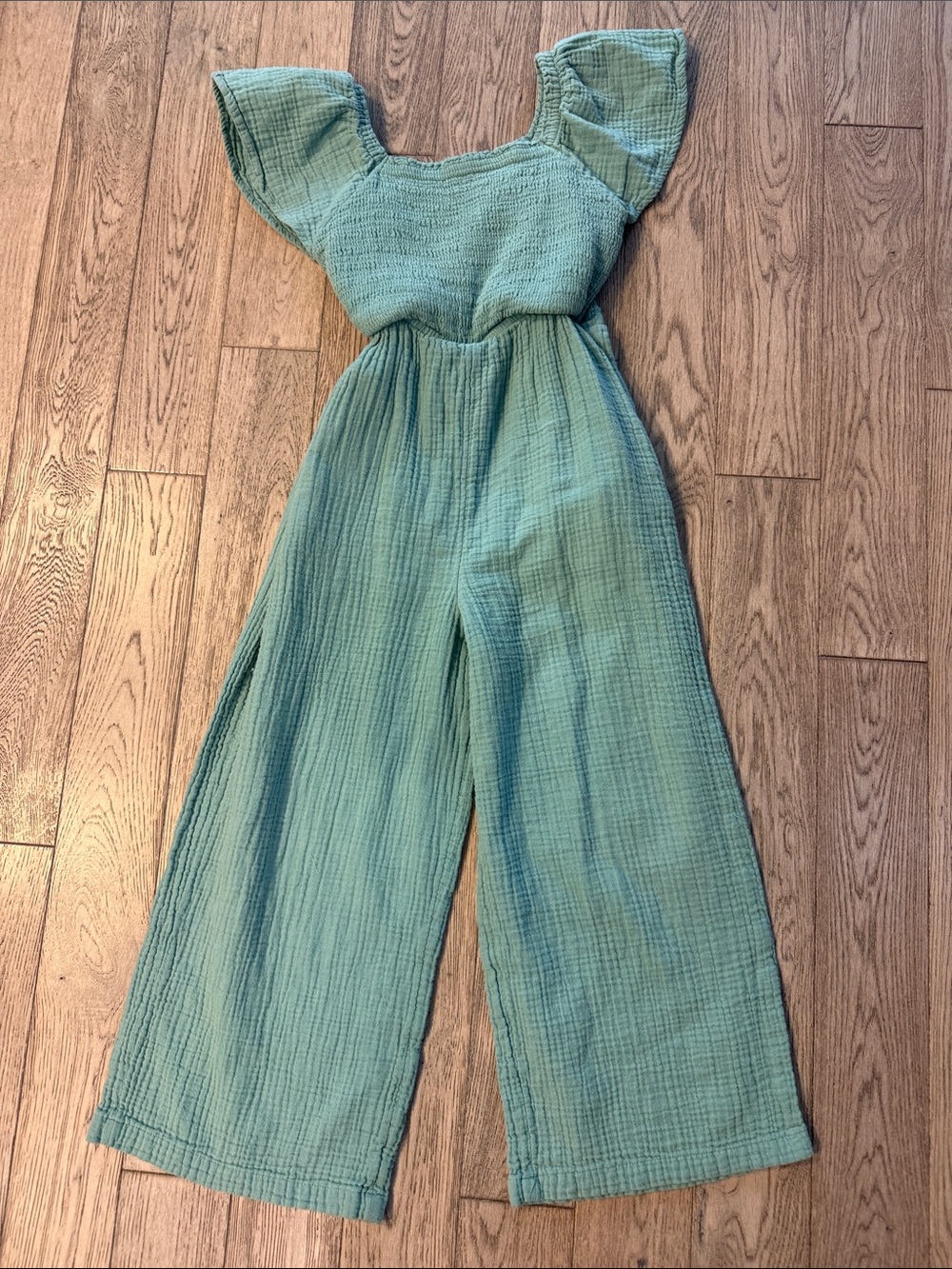 Girl’s Wide-Leg Mint Green Jumpsuit with Puff Sleeves